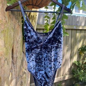Crushed blue velvet bodysuit. Size S.